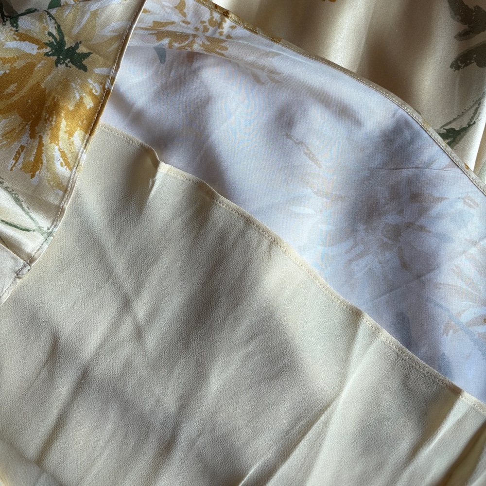 NEW Reformation Anaiis Long Backless Silk Dress Honeyglow Yellow Floral | US 0 - Picture 15 of 15